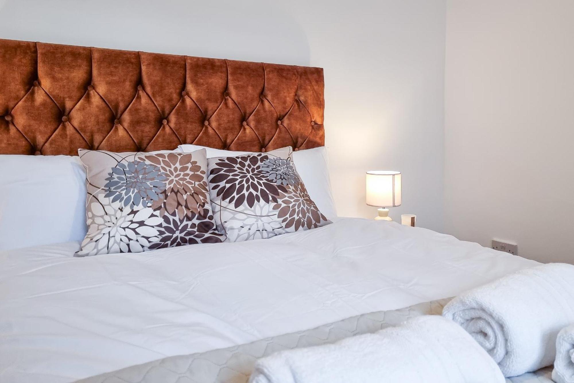 Ashfield Co-Living - Private Room Self-Cater Манчестър Екстериор снимка