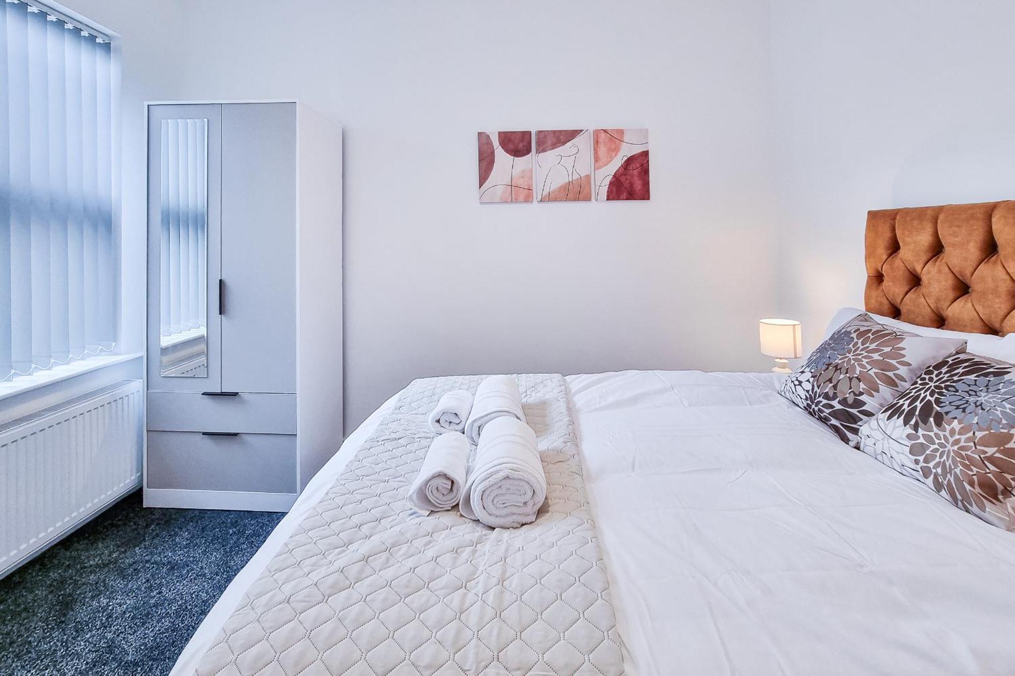 Ashfield Co-Living - Private Room Self-Cater Манчестър Екстериор снимка