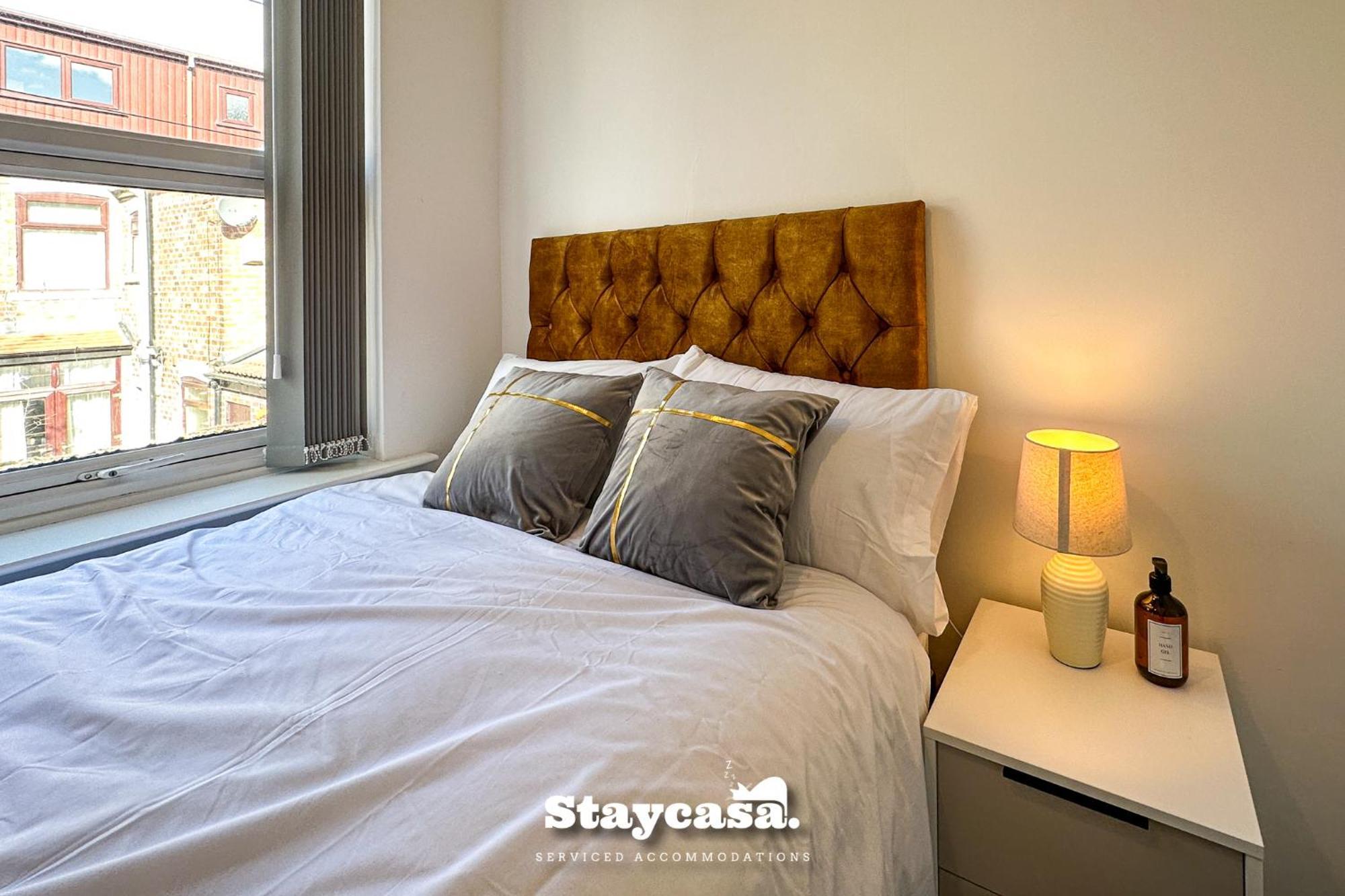 Ashfield Co-Living - Private Room Self-Cater Манчестър Екстериор снимка