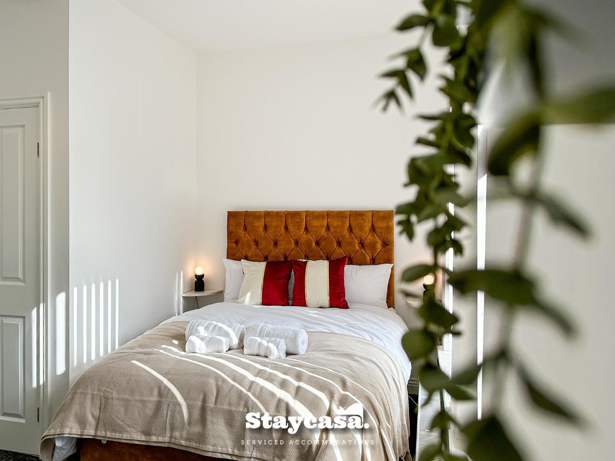 Ashfield Co-Living - Private Room Self-Cater Манчестър Екстериор снимка